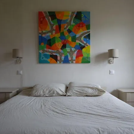 Eyhera Perkain Bed & Breakfast *