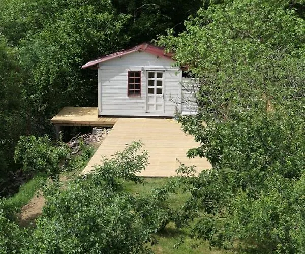 Eyhera Perkain Bed & Breakfast